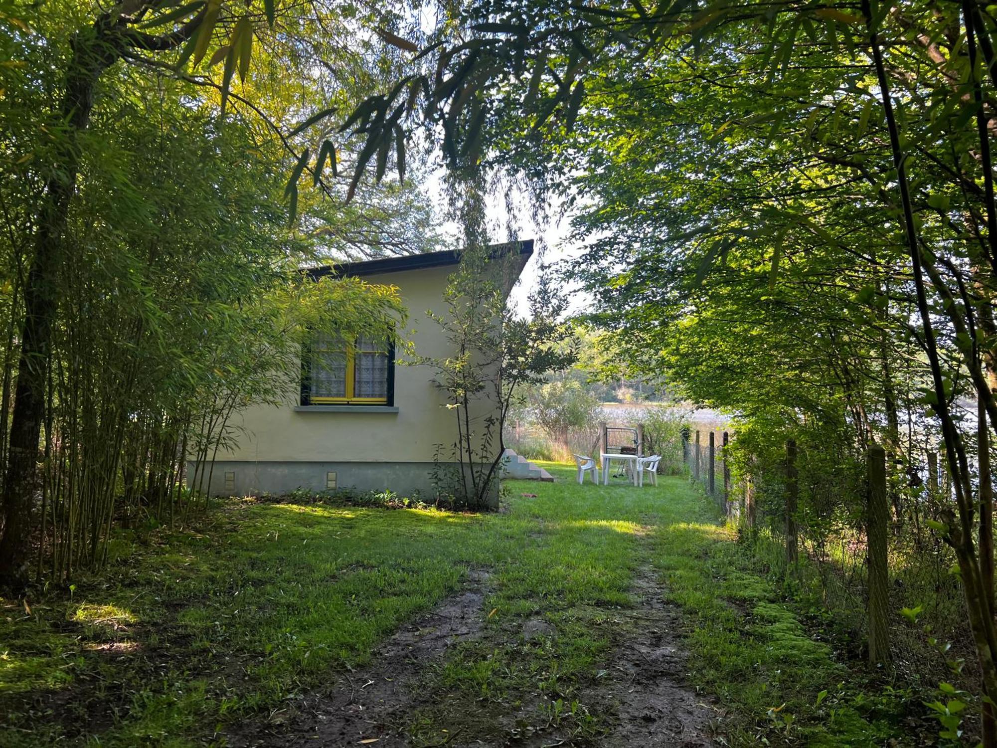 Chalet Au Bord De L'Etang 4 Pers Les Boulmiers Ngoại thất bức ảnh